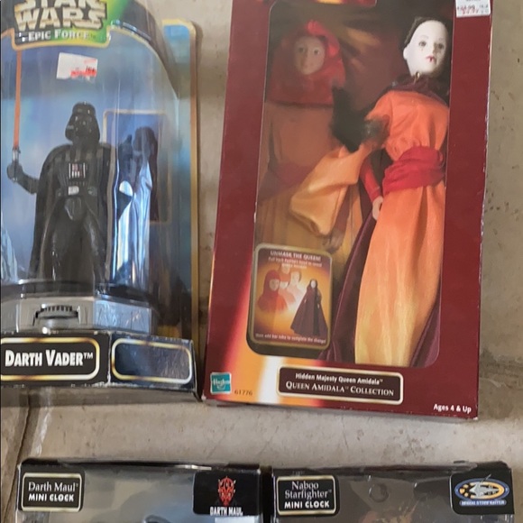 Collectable Toys. - Picture 1 of 8